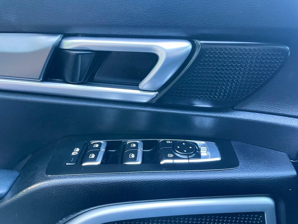 Used 2020 Kia Telluride S w/ S 8 Passenger Seating Package AWD/4WD image 16