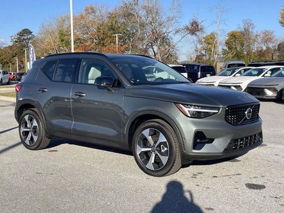 New 2026 Volvo XC40 B5 Plus w/ Protection Package Premier