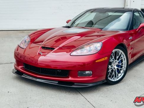 Used 2012 Chevrolet Corvette ZR1 w/ 3ZR Preferred Equipment Group RWD image 23