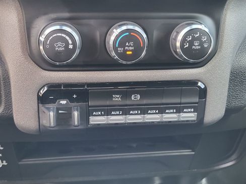 Used 2024 RAM 3500 Tradesman image 24