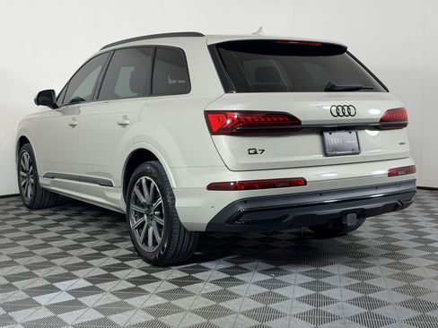 Used 2023 Audi Q7 2.0T Premium Plus w/ Premium Plus Package AWD/4WD image 3
