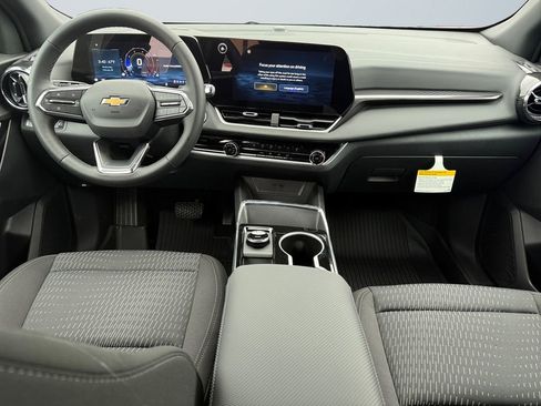 New 2026 Chevrolet Equinox LT image 10