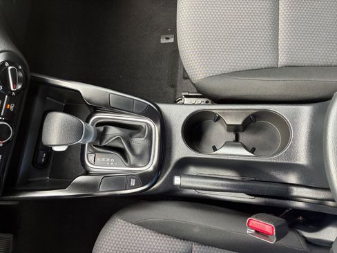 Used 2025 Kia Soul LX w/ LX Technology Package image 39