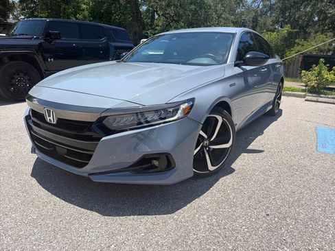 Used 2022 Honda Accord Sport image 1