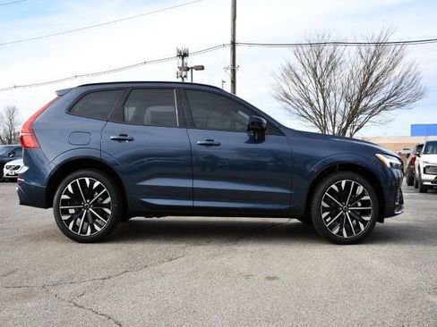 New 2026 Volvo XC60 B5 Ultra w/ Protection Package Premier AWD/4WD image 8