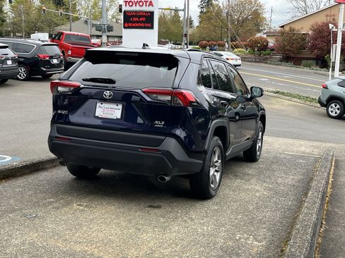 Certified 2025 Toyota RAV4 XLE AWD/4WD image 7