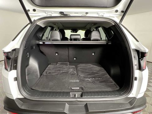 Certified 2025 Hyundai Tucson Limited image 28