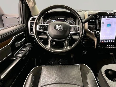 Used 2024 RAM 2500 Laramie AWD/4WD image 5