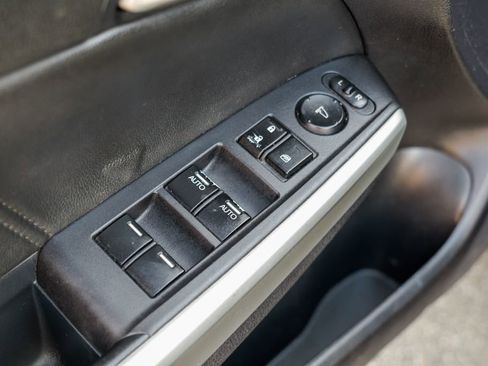 Used 2009 Honda Accord EX-L image 16