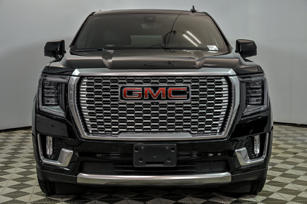 Used 2017 GMC Yukon XL Denali w/ Open Road Package AWD/4WD image 4