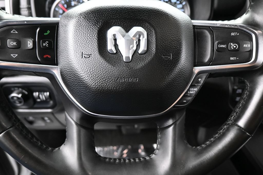 Used 2021 RAM 1500 Laramie AWD/4WD image 33