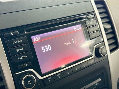 Used 2018 Nissan Frontier SV image 15