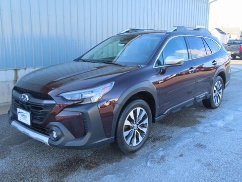 Used 2024 Subaru Outback Touring image 10