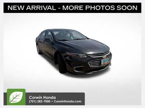 Used 2016 Chevrolet Malibu LT w/ Leather Package FWD image 1