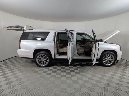 Used 2018 GMC Yukon XL Denali RWD image 9