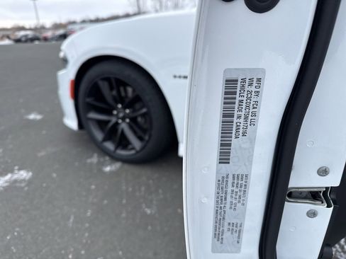Used 2022 Dodge Charger R/T w/ Plus Group image 30