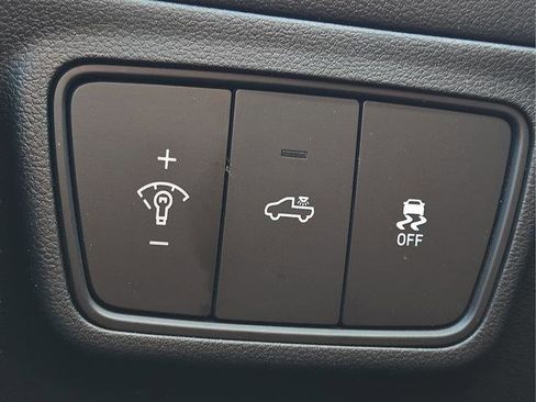 Used 2023 Hyundai Santa Cruz SEL Premium image 24