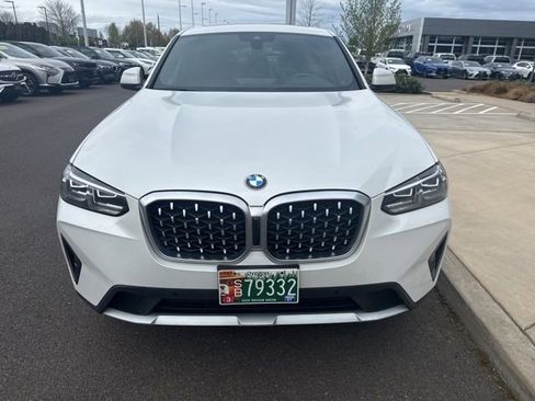 Used 2022 BMW X4 xDrive30i w/ Premium Package image 4