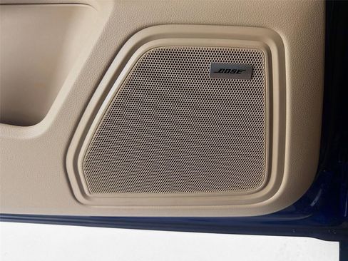 New 2026 Porsche Macan image 9