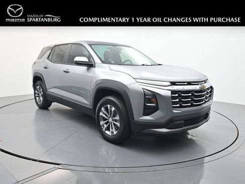Used 2026 Chevrolet Equinox LT w/ Convenience Package II AWD/4WD image 1