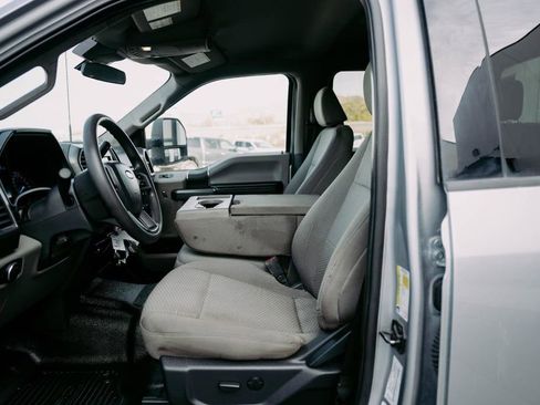 Used 2022 Ford F350 XLT image 16