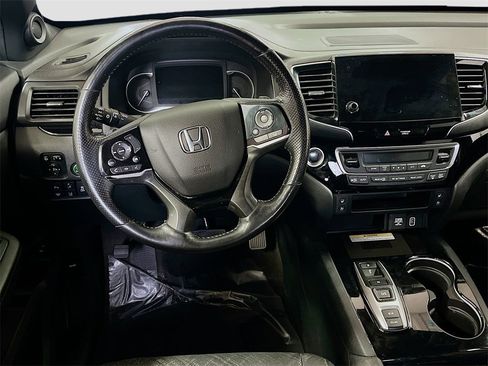 Used 2023 Honda Passport Elite image 23