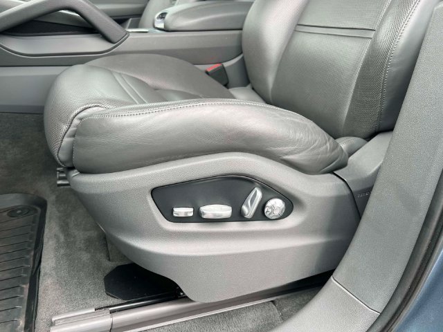 Used 2020 Porsche Cayenne AWD/4WD image 26