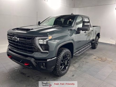 New 2026 Chevrolet Silverado 2500 LT w/ Trail Boss Package AWD/4WD image 1