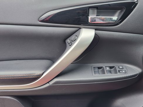 Used 2018 Mitsubishi Eclipse Cross SEL image 23