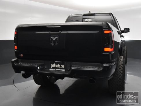 Used 2023 RAM 1500 Limited AWD/4WD image 6