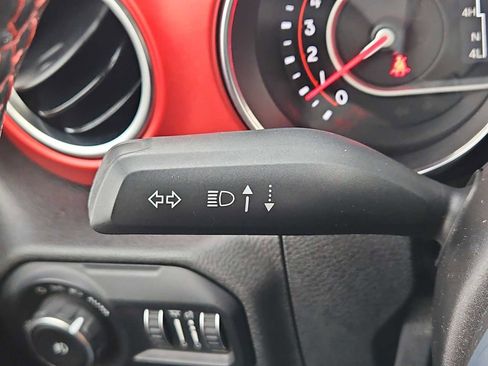 Used 2021 Jeep Wrangler Unlimited Rubicon image 40