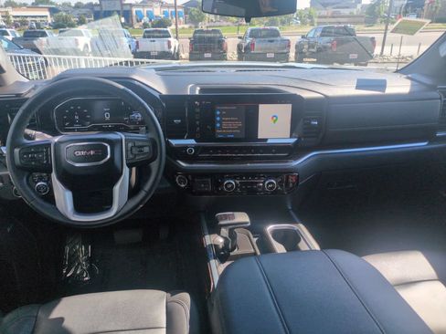 Used 2023 GMC Sierra 1500 Elevation w/ Elevation Premium Package AWD/4WD image 11