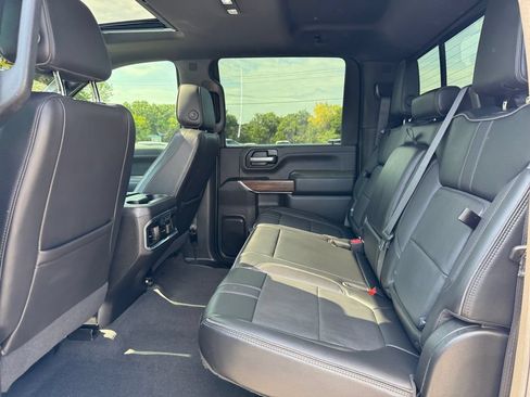 Used 2022 Chevrolet Silverado 3500 High Country w/ Z71 Off-Road Package AWD/4WD image 36