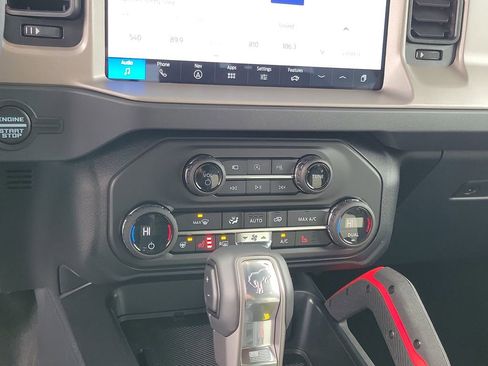 New 2026 Ford Bronco Outer Banks w/ Sasquatch Package image 28