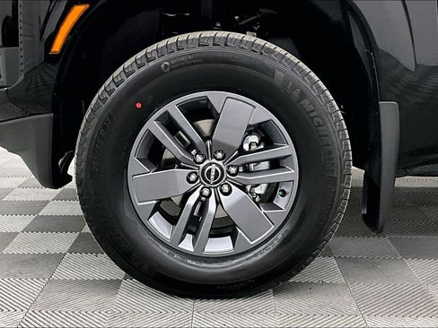 New 2026 Nissan Frontier SV w/ All-Weather Content Package AWD/4WD image 12