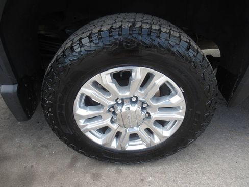 Used 2020 GMC Sierra 2500 Denali AWD/4WD image 13