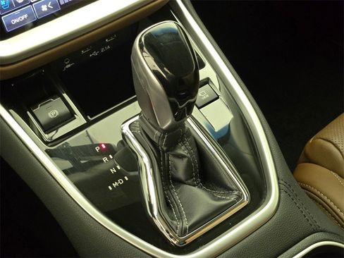 Certified 2022 Subaru Outback Touring XT w/ Popular Package #2 image 33