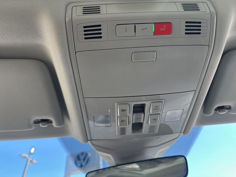 Used 2024 Volkswagen Jetta SEL image 12