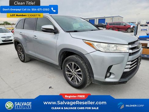 Used 2019 Toyota Highlander XLE FWD image 5