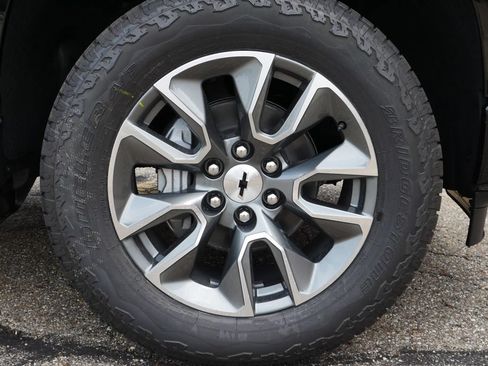 New 2026 Chevrolet Silverado 1500 RST w/ Convenience Package II AWD/4WD image 6