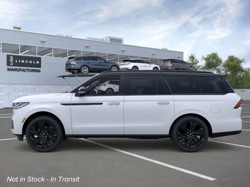 New 2026 Lincoln Navigator L Black Label image 3