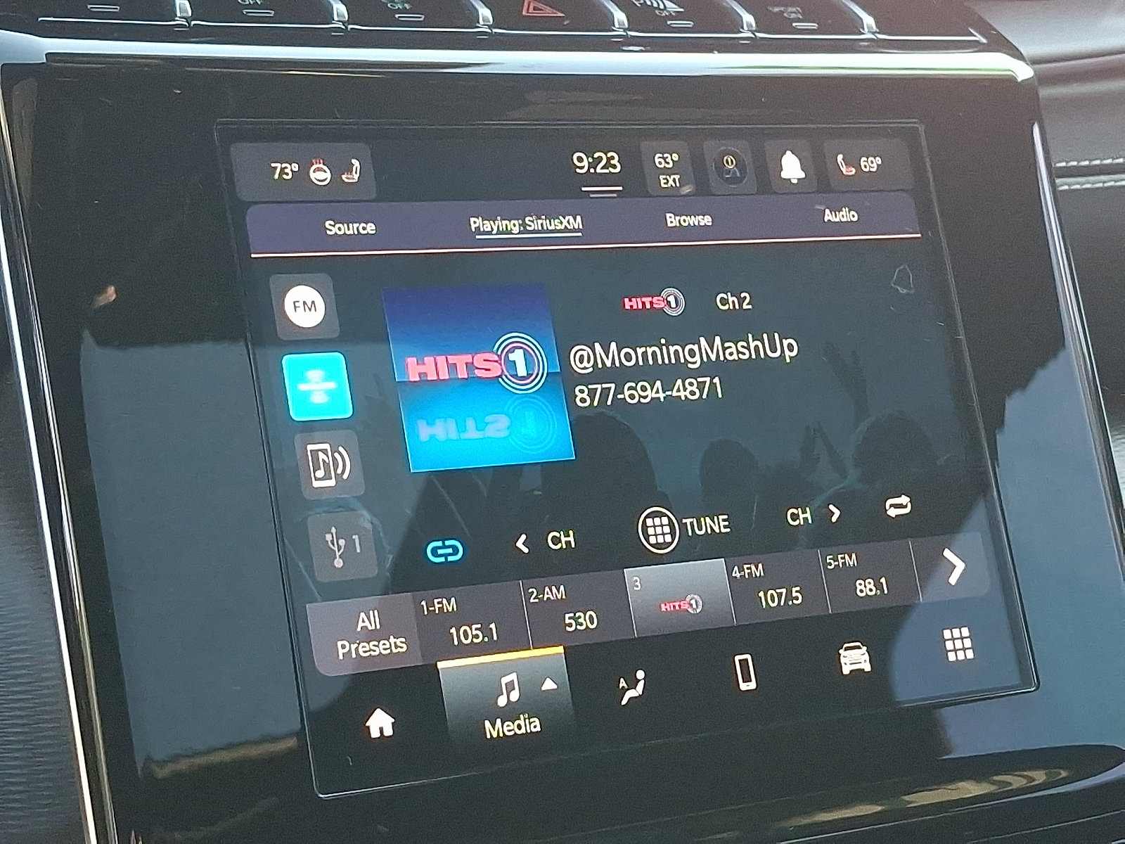 Used 2024 Jeep Grand Cherokee Laredo X w/ Luxury Tech Group I AWD/4WD image 18