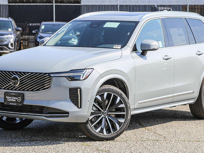 New 2025 Volvo XC90 B6 Plus w/ Protection Package Premier