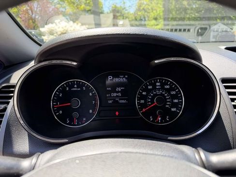 Used 2018 Kia Forte LX FWD image 22