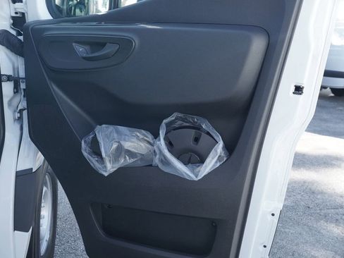 Used 2024 Mercedes-Benz Sprinter 2500 image 10