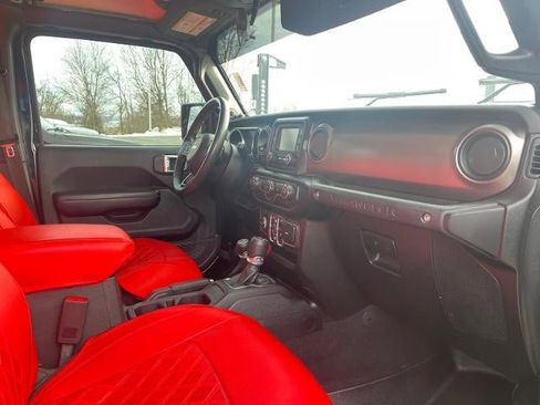 Used 2019 Jeep Wrangler Unlimited Sport S image 31