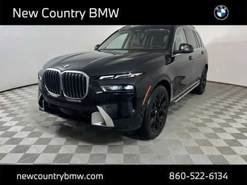 Used 2023 BMW X7 xDrive40i w/ Executive Package AWD/4WD image 3