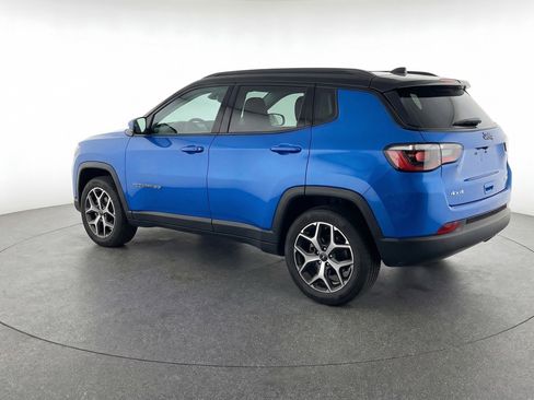 Used 2025 Jeep Compass Limited AWD/4WD image 6