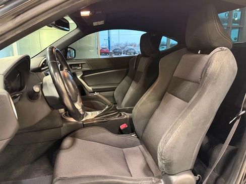 Used 2018 Toyota 86 image 20