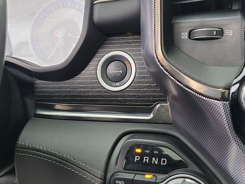 Used 2020 RAM 1500 Limited image 28